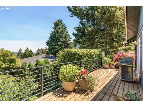 1121 Devon Lane Lake Oswego OR 97034