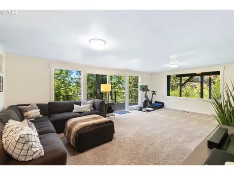 1121 Devon Lane Lake Oswego OR 97034