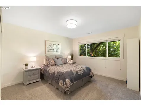 1121 Devon Lane Lake Oswego OR 97034