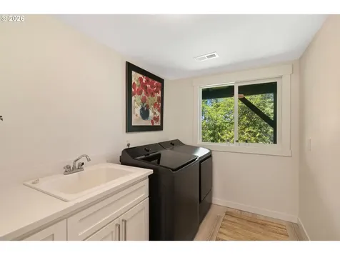 1121 Devon Lane Lake Oswego OR 97034