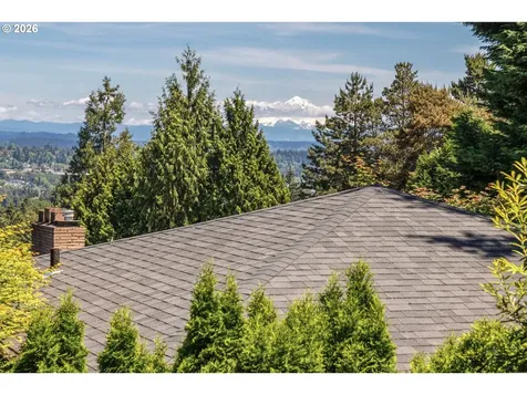 1121 Devon Lane Lake Oswego OR 97034