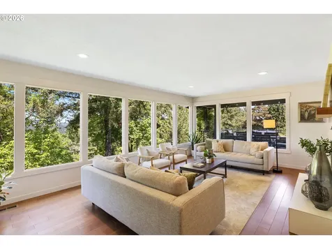 1121 Devon Lane Lake Oswego OR 97034