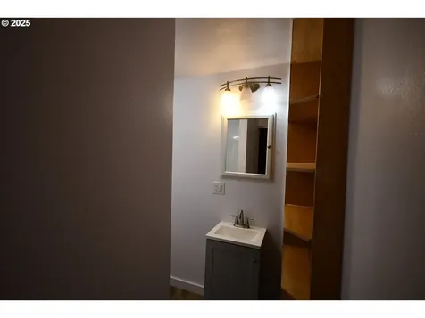 1209 Frost Court The Dalles OR 97058