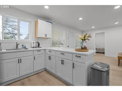 3432 NW Port Court Lincoln City OR 97367