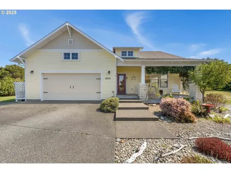 3870 Grant Place Bandon OR 97411