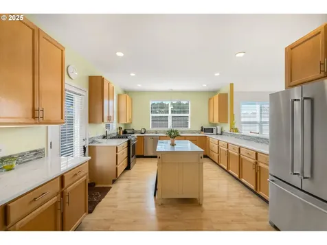 3870 Grant Place Bandon OR 97411