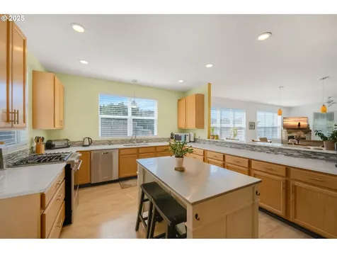 3870 Grant Place Bandon OR 97411
