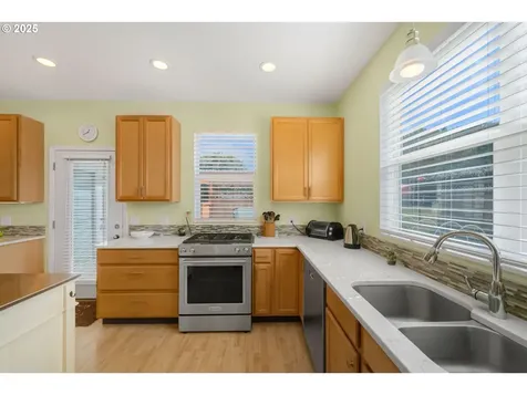 3870 Grant Place Bandon OR 97411