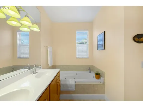 3870 Grant Place Bandon OR 97411