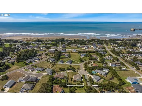 3870 Grant Place Bandon OR 97411