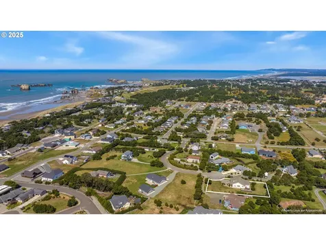 3870 Grant Place Bandon OR 97411