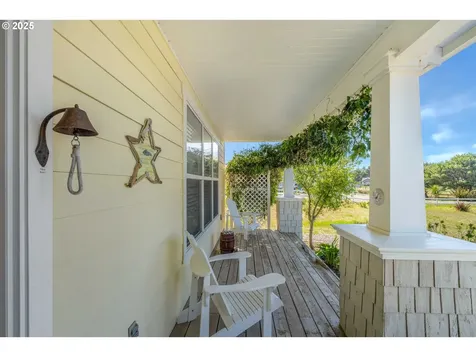 3870 Grant Place Bandon OR 97411