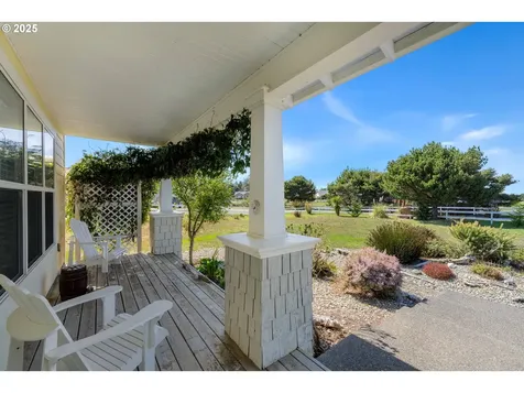 3870 Grant Place Bandon OR 97411