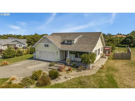 3870 Grant Place Bandon OR 97411