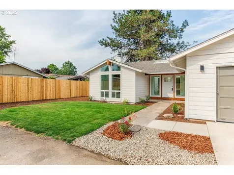 4510 Swallow Court NE Salem OR 97301