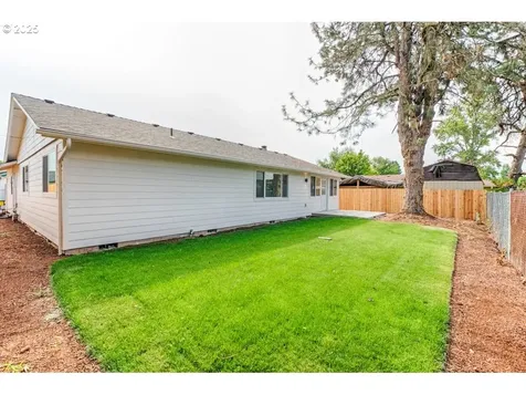 4510 Swallow Court NE Salem OR 97301