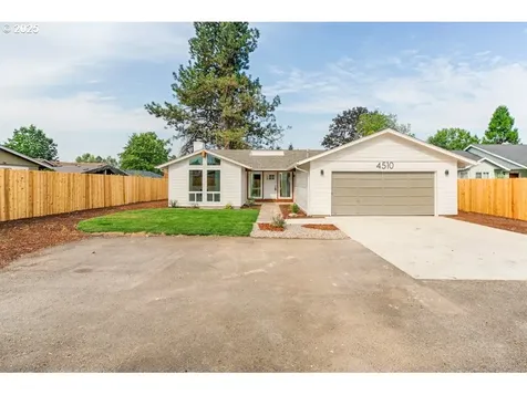 4510 Swallow Court NE Salem OR 97301