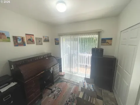 18277 S Treetop Drive Oregon City OR 97045