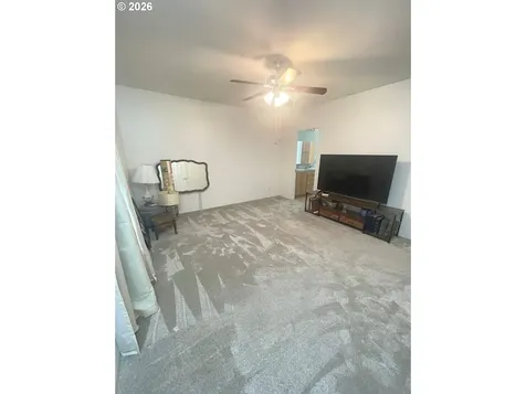 18277 S Treetop Drive Oregon City OR 97045