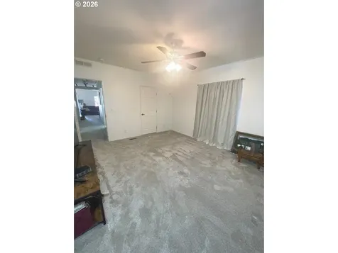 18277 S Treetop Drive Oregon City OR 97045