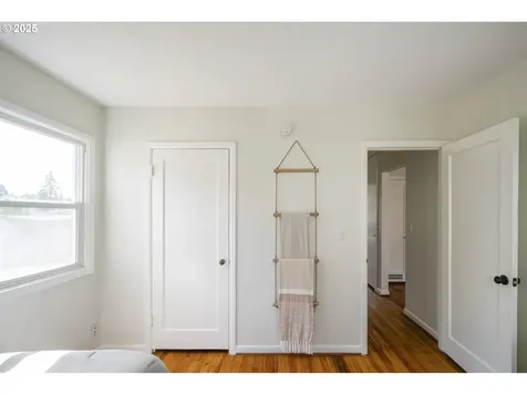 4924 SE Brooklyn Street Portland OR 97206