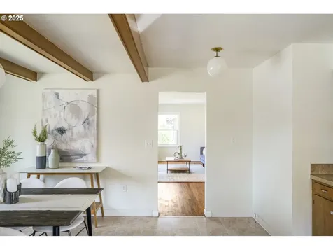 4924 SE Brooklyn Street Portland OR 97206
