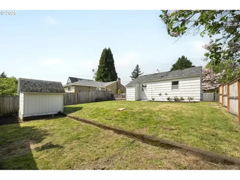 4924 SE Brooklyn Street Portland OR 97206