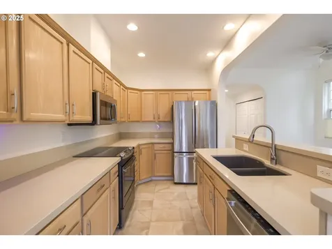 14376 SE Bridgeton Street Clackamas OR 97015