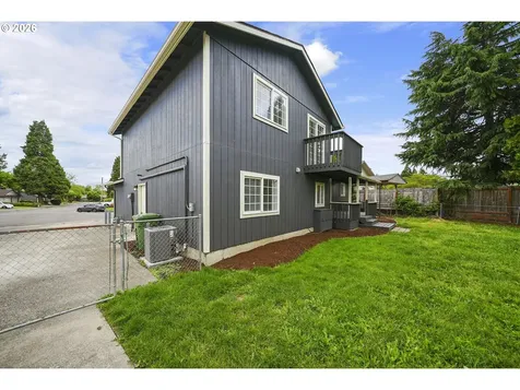 2570 Clay Court Albany OR 97322