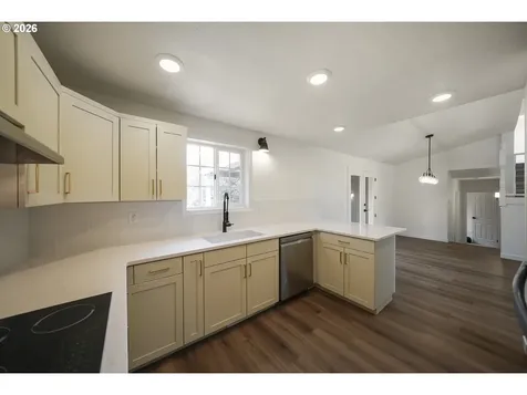 2570 Clay Court Albany OR 97322