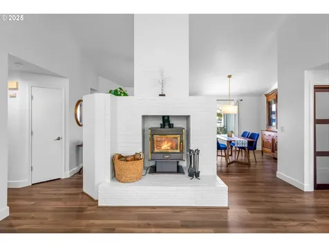 1433 SE 49th Court Hillsboro OR 97123