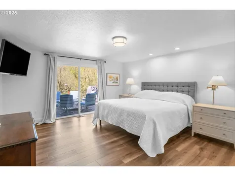 1433 SE 49th Court Hillsboro OR 97123