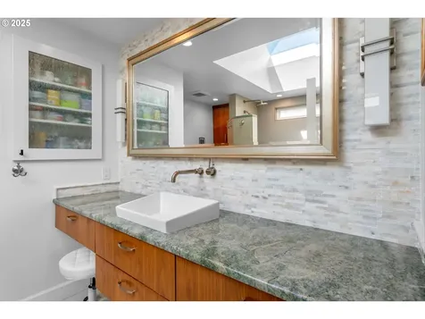 1433 SE 49th Court Hillsboro OR 97123