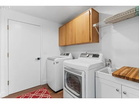 1433 SE 49th Court Hillsboro OR 97123