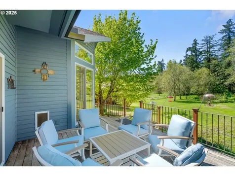 1433 SE 49th Court Hillsboro OR 97123