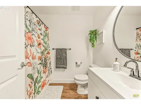 9318 SW 53rd Avenue Portland OR 97219