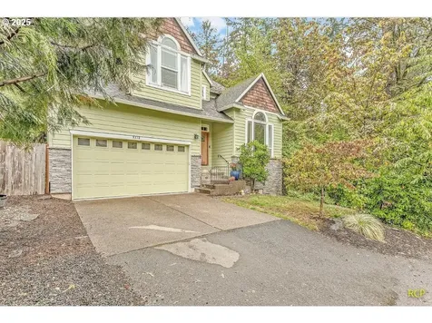 9318 SW 53rd Avenue Portland OR 97219