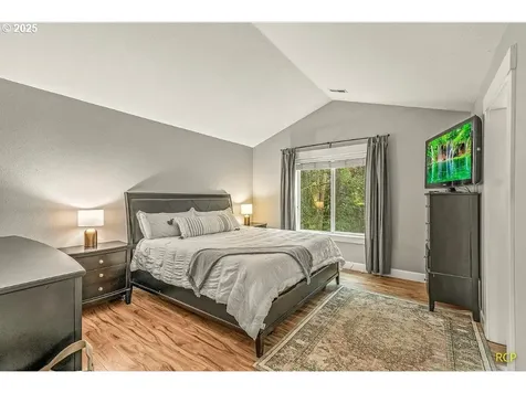9318 SW 53rd Avenue Portland OR 97219
