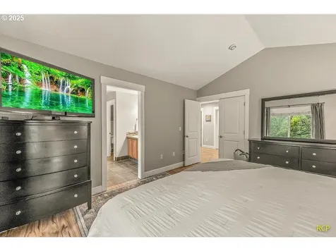 9318 SW 53rd Avenue Portland OR 97219