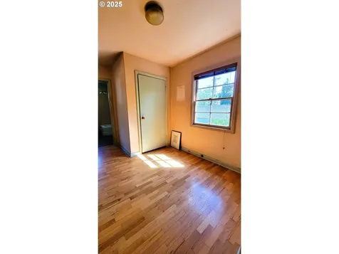 1155 Madison Street Eugene OR 97402