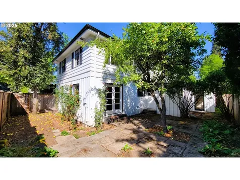 1155 Madison Street Eugene OR 97402