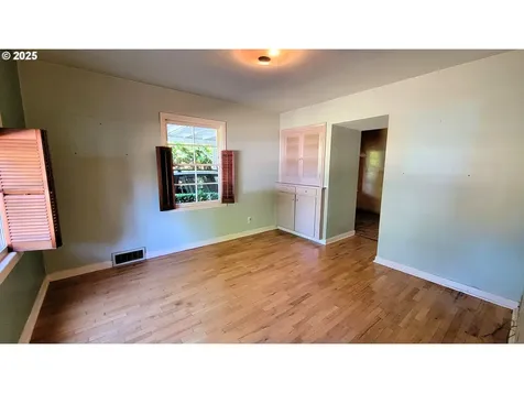 1155 Madison Street Eugene OR 97402