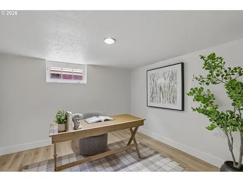 2423 NE 11th Avenue Portland OR 97212
