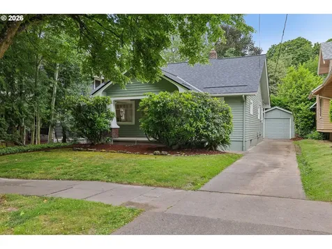 2423 NE 11th Avenue Portland OR 97212