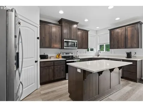 450 SW Mill Street Dallas OR 97338