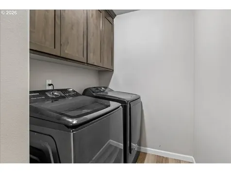 450 SW Mill Street Dallas OR 97338