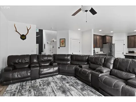 450 SW Mill Street Dallas OR 97338