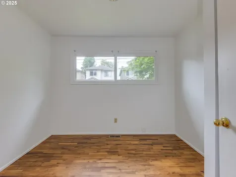 8729 SE Steele Street Portland OR 97266