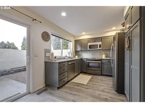 28549 SW Ash Meadows Boulevard Wilsonville OR 97070