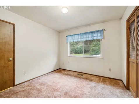 12011 Old Woods Road Cloverdale OR 97112
